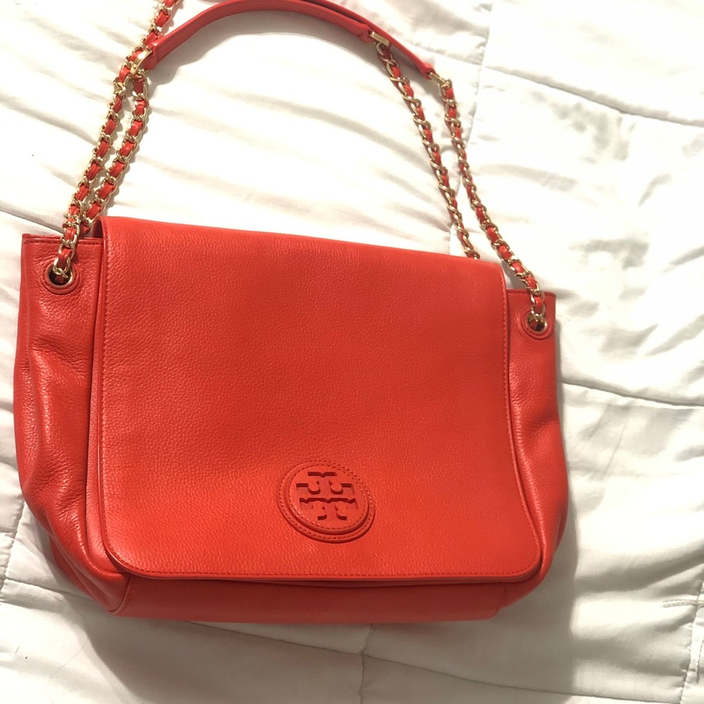 Tory Burch  Adjustable Leather Shoulder Bag